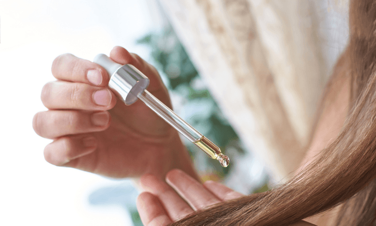 तेज़ी से बाल बढ़ाने के लिए 5 बेस्ट विटामिन (5 Best Vitamins for Quick Hair Growth)